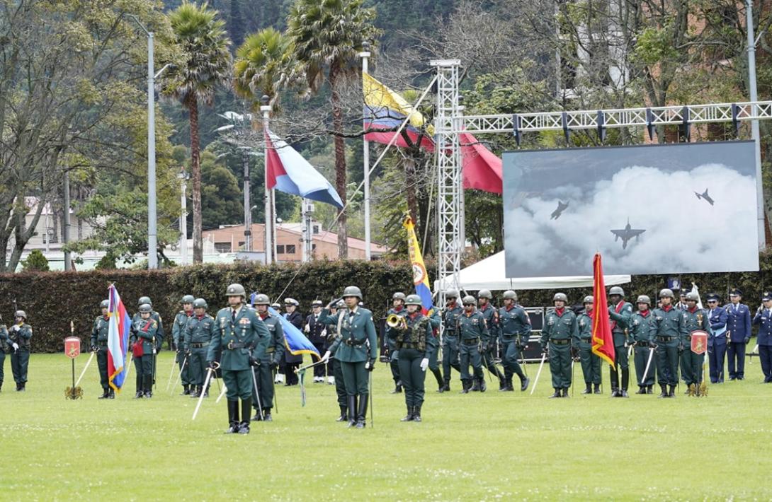 Conmemoración aniversario de la creación de los Profesionales Oficiales de la Reserva