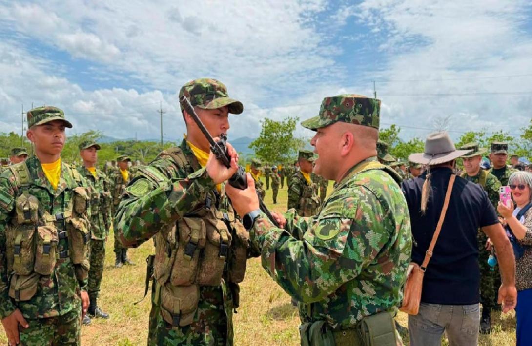Décima Sexta Brigada realizó la entrega de armamento de dotación a 259 soldados en Casanare