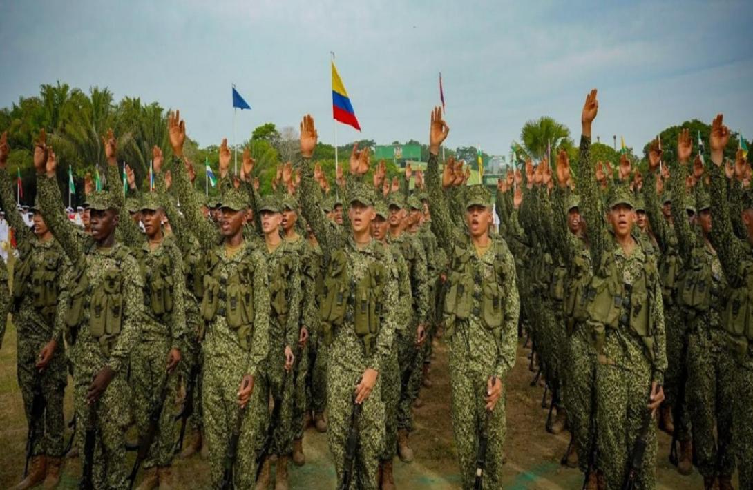 2.360 jóvenes colombianos juraron lealtad a la bandera e iniciaron su camino como Infantes de Marina