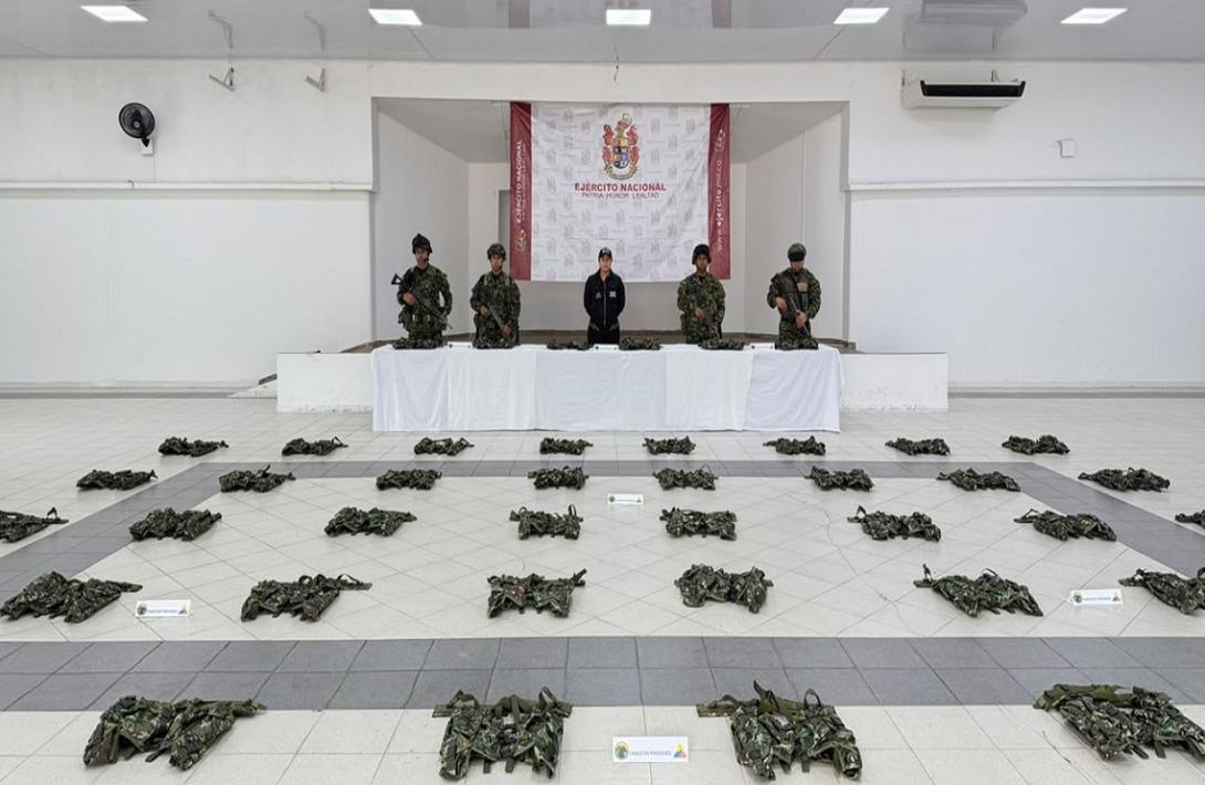 Ejército Nacional incauta 50 chalecos tácticos en Paz de Ariporo, Casanare