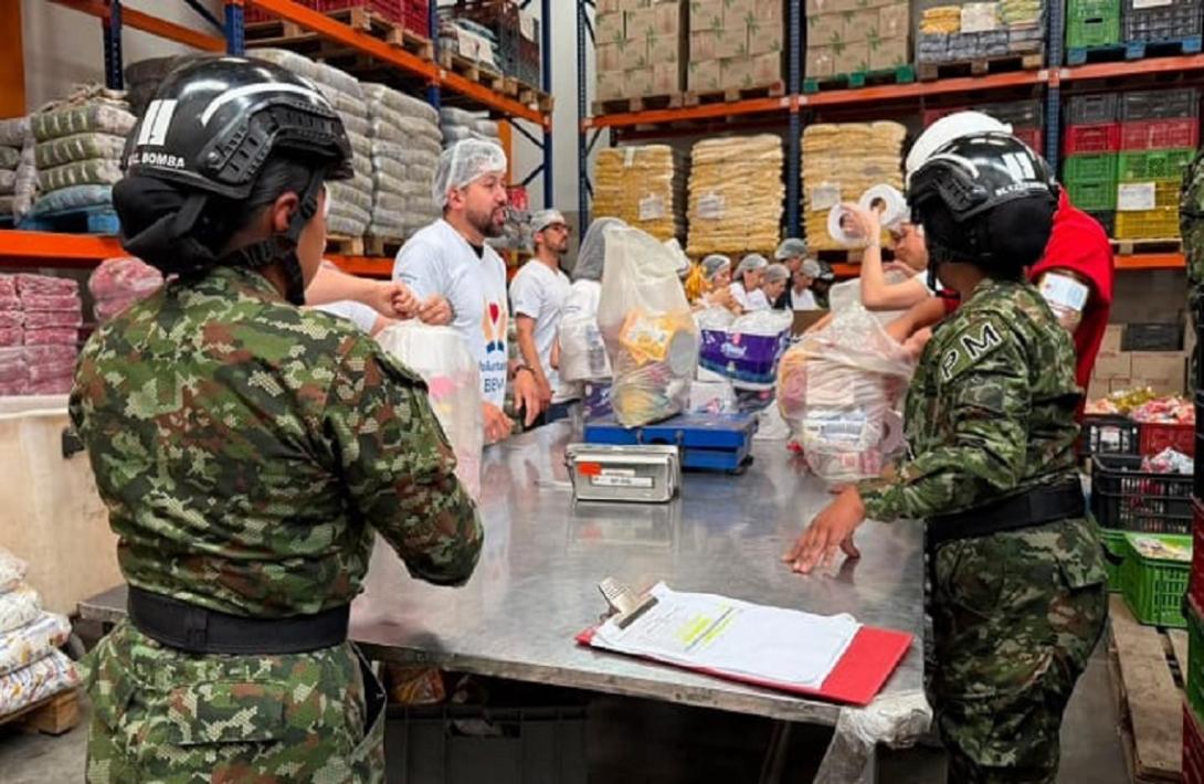 Ejército Nacional se une a campaña humanitaria para apoyar a familias afectadas por la emergencia en Venezuela