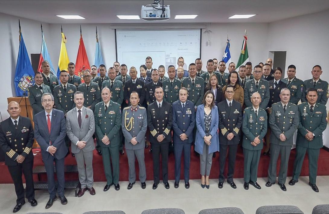 Fuerzas Militares fortalecen la transparencia y la cooperación internacional con el Décimo Diplomado de Inspector Integral y Segundo Internacional
