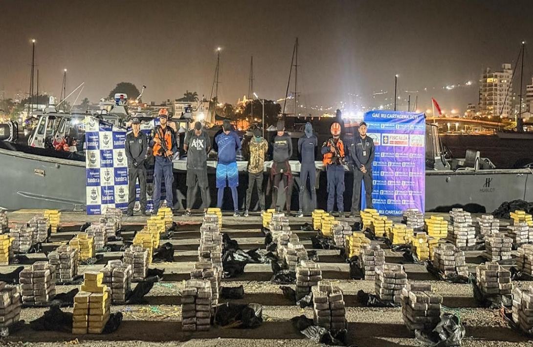 En aguas del mar Caribe, Armada de Colombia incauta más de tres toneladas de clorhidrato de cocaína