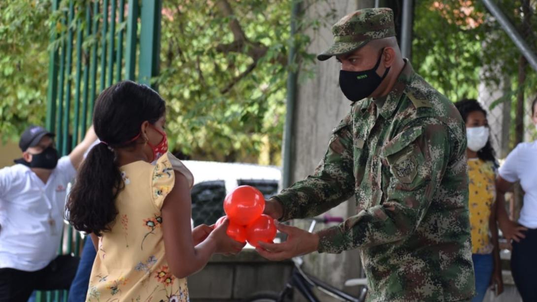 cgfm-ejercito-nacional-y-gobernacion-de-antioquia-comprometidos-con-la-cultura-de-la-sana-convivencia-en-el-bajo-cauca.jpg