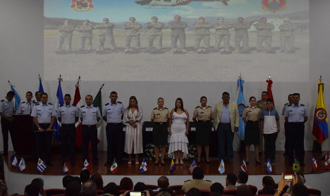 cgfm-nuevos-pilotos-oficiales-se-graduan.jpg