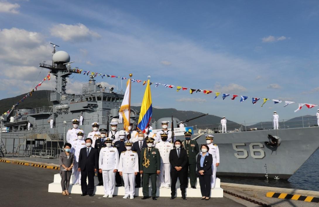 cogfm-armada-colombia-nueva-corbeta-almirante-tono-aniversario-guerra-corea-28.jpg