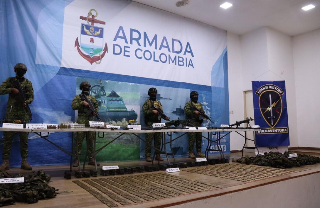cogfm-armada-de-colombia-sometidos-a-la-justicia-ocho-integrantes-gao-residual-segunda-marquetalia-08.jpg