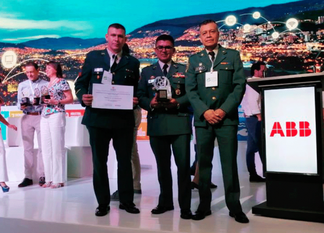 cogfm-ejc-br13-premio-andesco-medio-ambiente-10.gif