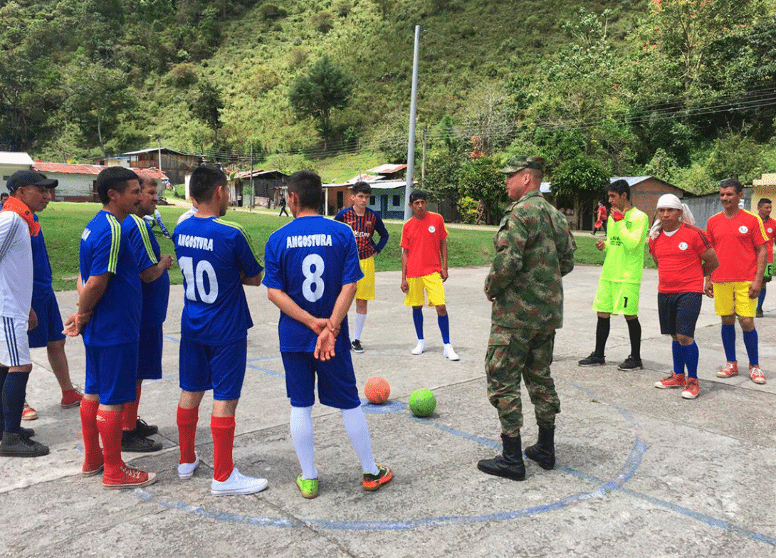 cogfm-ejc-fe-colombia-accion-integral-las-hermosas-tolima-07.gif