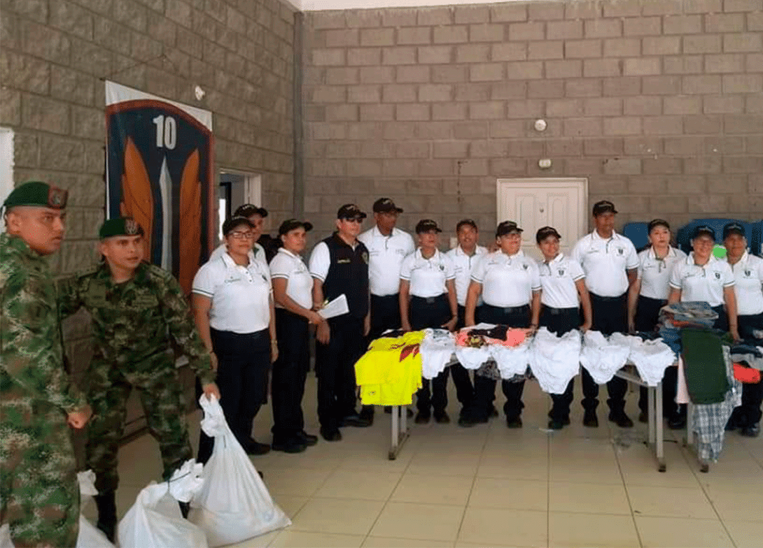 cogfm-ejc-jad-entrega-mercados-la-mata-cesar-12.gif