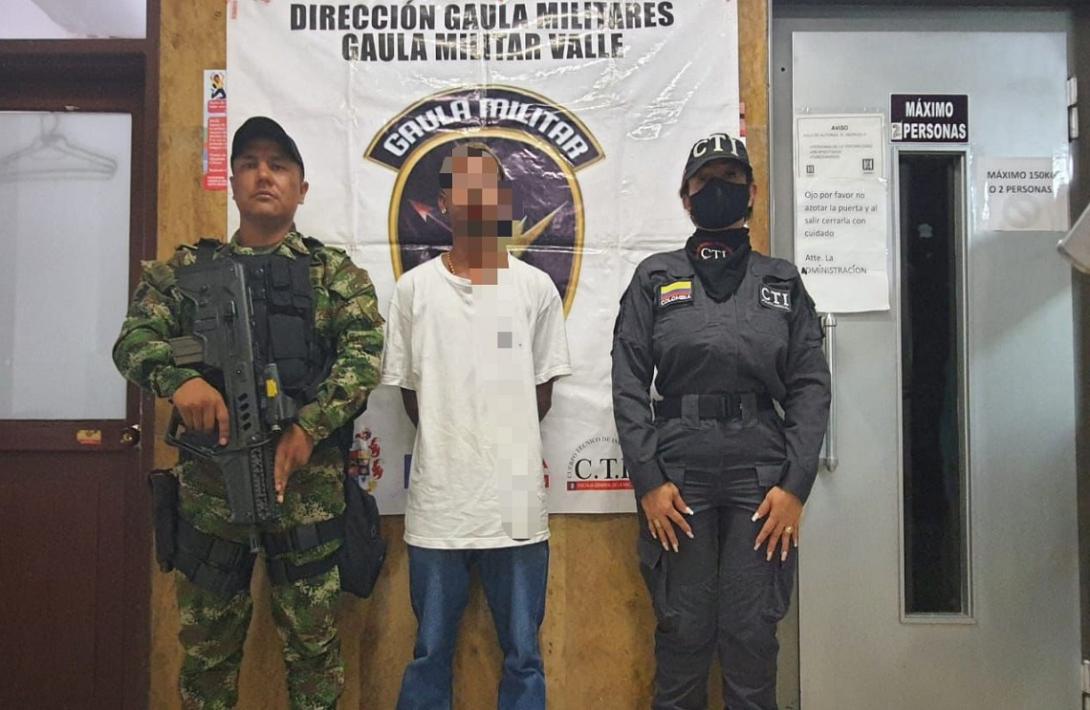 cogfm-ejercito-captura-presunto-delincuenta-dedicado-a-la-extorsion-en-tulua-valle-del-cauca-23_0.jpg