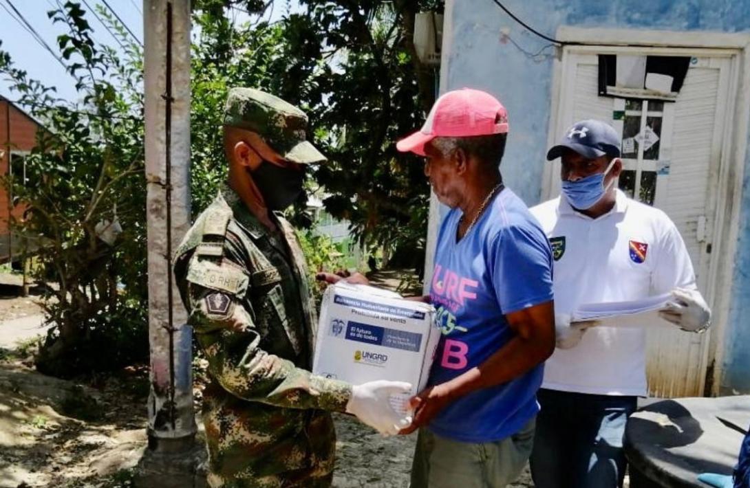 cogfm-ejercito-entrega_ayuda-en-cooperacion-internacional-san-andres-islas-28.jpg