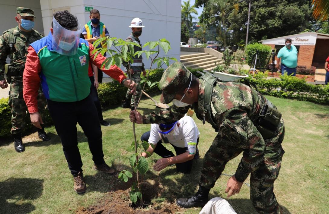 cogfm-ejercito-medio-ambiente-siembra-arboles-santander-22.jpg