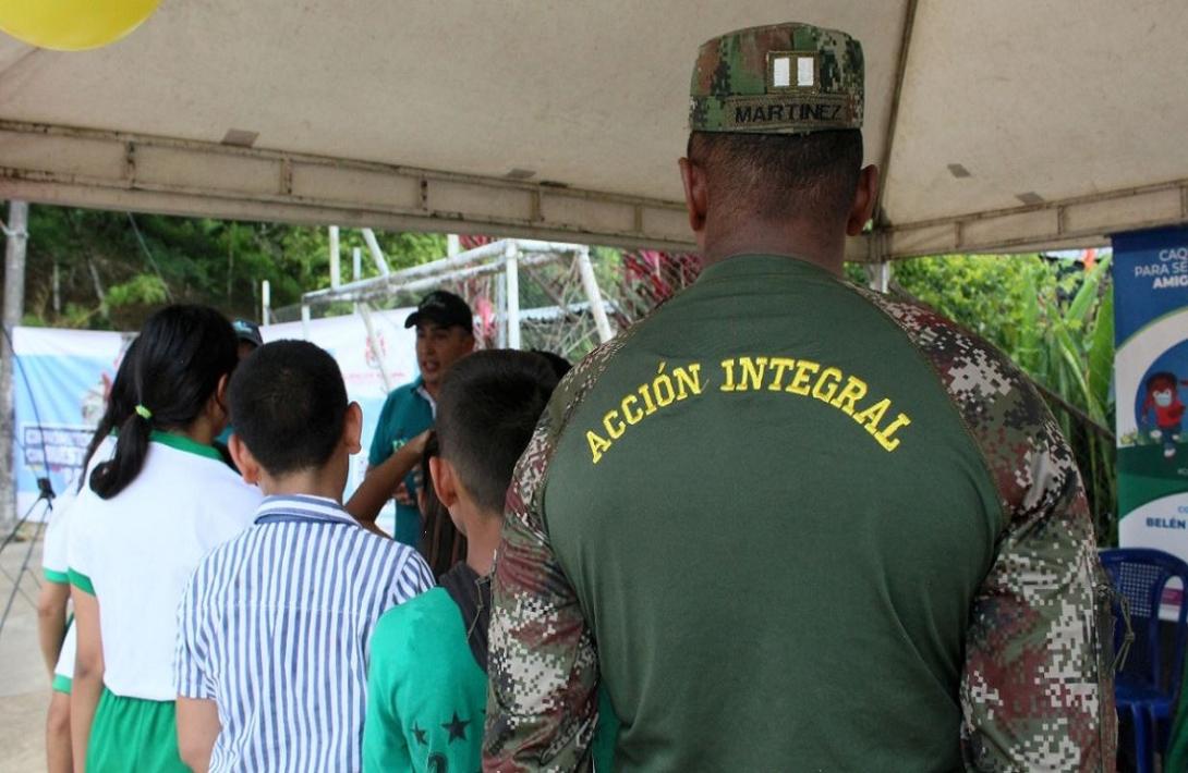 cogfm-ejercito-nacional-beneficia-mas-de-250-personas-caqueta-12.jpg