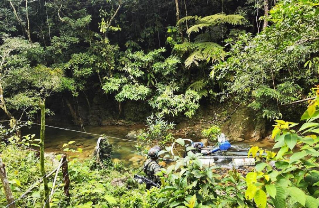 cogfm-ejercito-nacional-contra-explotacion-ilicita-yacimientos-mineros-09.jpg