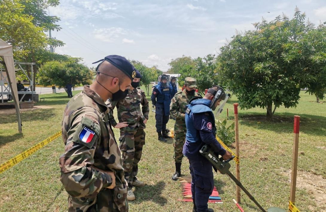 cogfm-ejercito-nacional-ponel-el-desminado-operacional-al-servicio-de-la-otan-en-europa-01.jpg