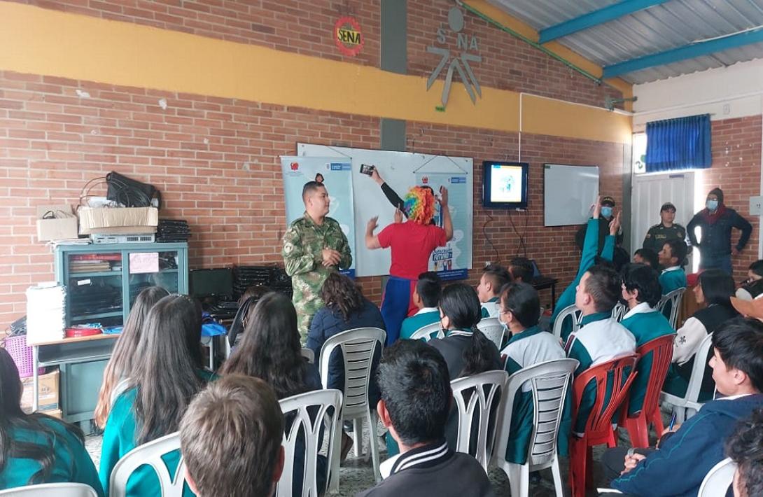 cogfm-ejercito-nacional-realiza-jornada-pedagogica-para-nna-en-aquitanica-boyaca-15.jpg