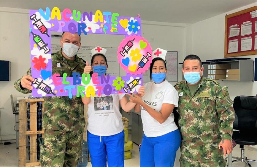 cogfm-ejercito-nacional-sanidad-ejercito-palmira-valle-jornada-vacunacion-simbolica-buen-trato-05.jpg