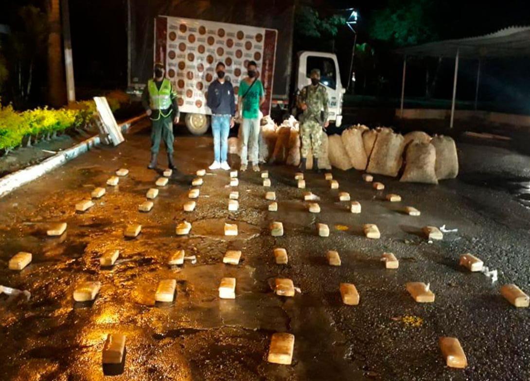 cogfm-ejercito-operaciones-contra-narcotrafico-huila-marihuana-incautada-03.jpg