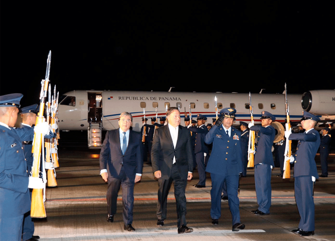 cogfm-fac-visita-presidente-panama-19.gif
