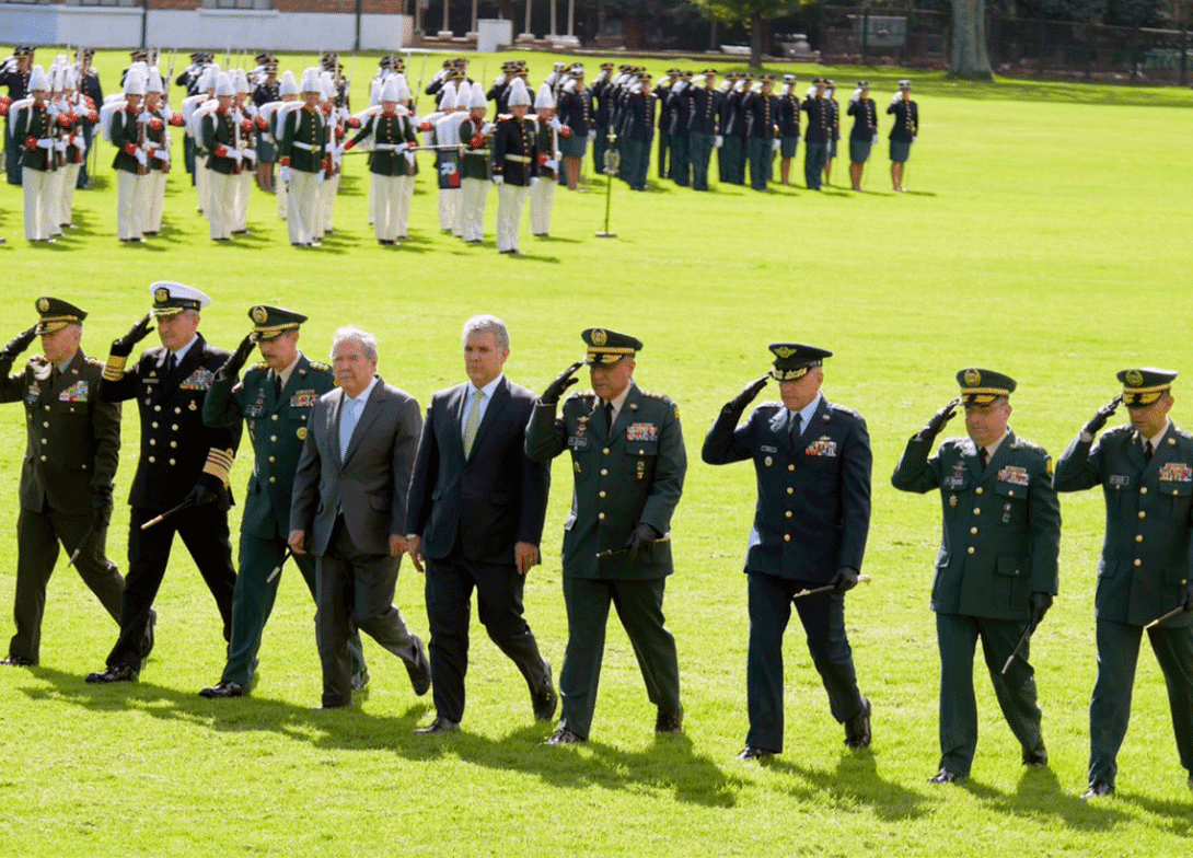 cogfm-ffmm-ascensos-generales-bogota-07.gif