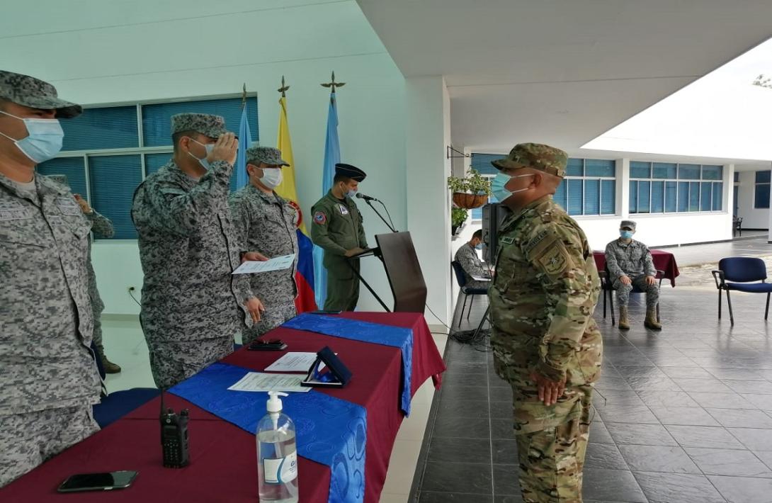 cogfm-fuerza-aerea-colombiana-alumnos-internacionales-son-capacitados-en-defensa-aerea-13.jpg