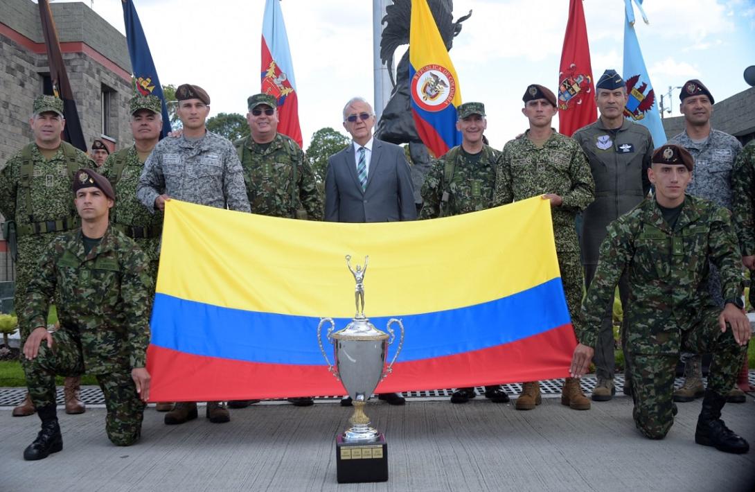 cogfm-fuerza-aerea-colombiana-colombia-participara-en-fuerzas-comando-2023-en-republica-dominicana-06_0.jpg