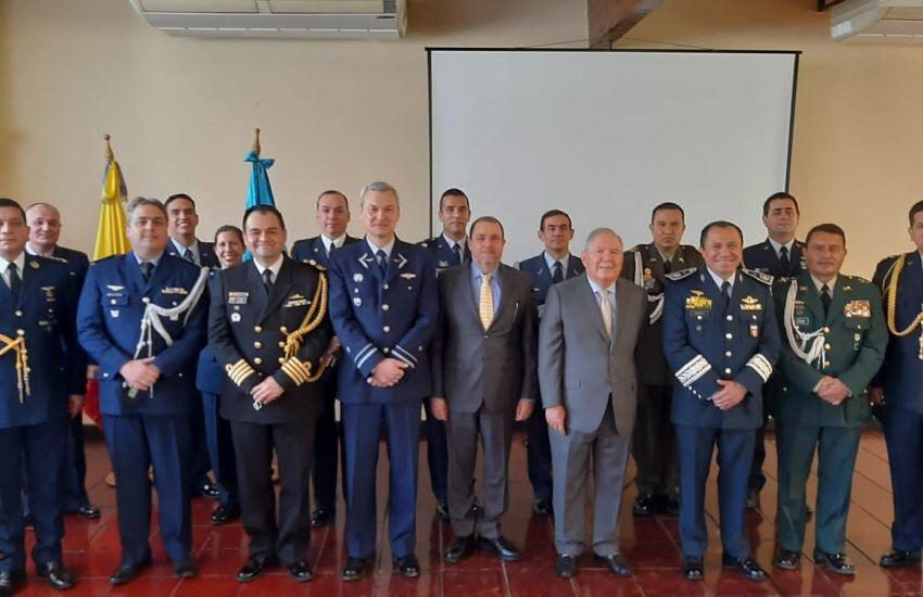 cogfm-fuerza-aerea-colombiana-fuerza-aerea-chile-cooperacion-internacional-12.jpg