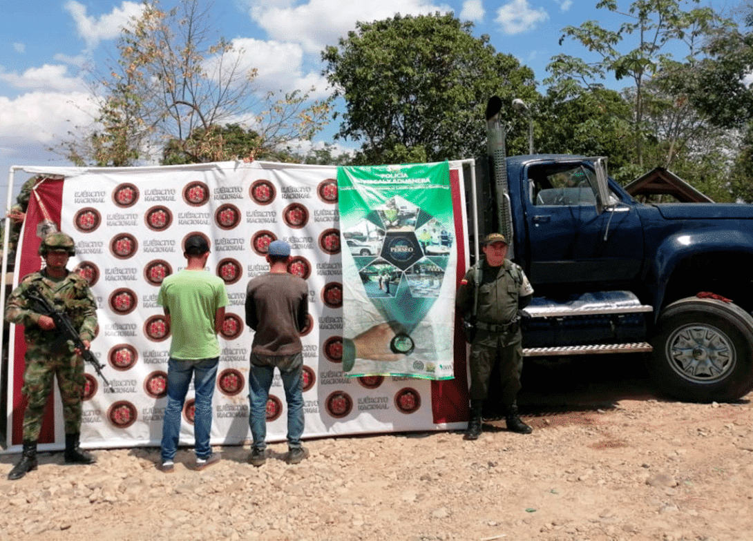 cogfm-incautacion-acpm-arauca-18.gif