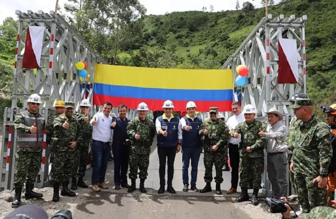 cogfm-ingenieros-del-ejercito-nacional-instalaron-puente-militar-en-santander-22.jpeg