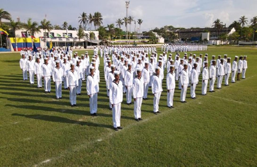 cogfm_armada_de_colombia-escalafona_103_nuevos_suboficiales_al_servicio_de_la_patria.jpg
