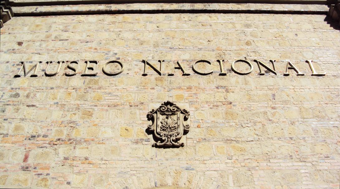 museo_nacional_de_colombia_fachada.jpg